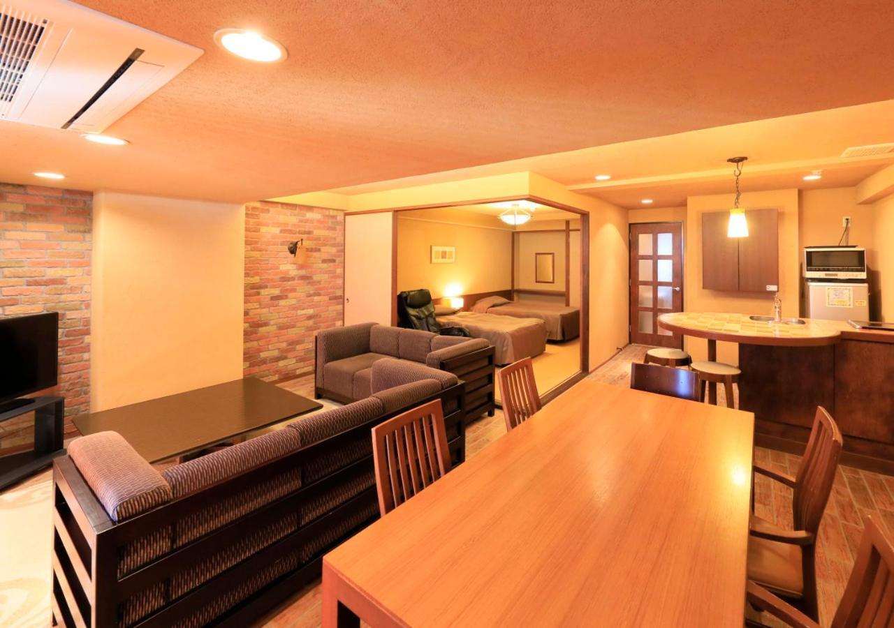 Katsuura Hilltop Hotel & Residence Exterior foto